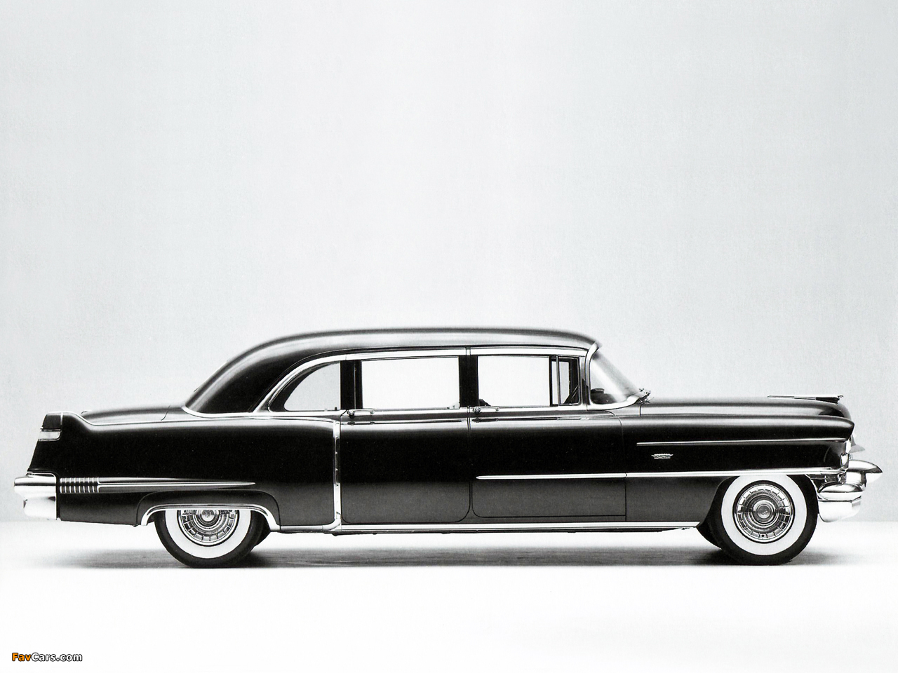 Pictures of Cadillac Fleetwood Seventy-Five Limousine 1956 (1280 x 960)