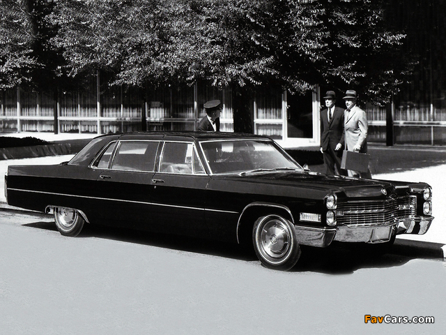 Pictures of Cadillac Fleetwood Seventy-Five Limousine 1966 (640 x 480)