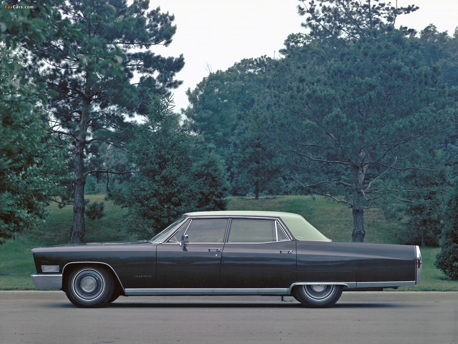 Pictures of Cadillac Fleetwood Sixty Special (68069-M) 1968 (1600 x 1200)