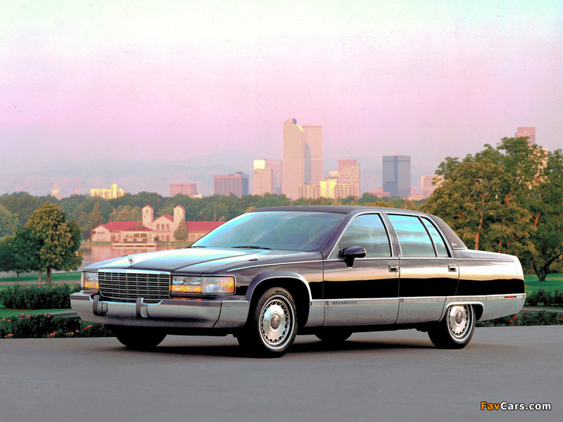 Pictures of Cadillac Fleetwood 1993–96 (800 x 600)