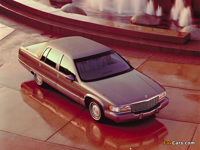 Pictures of Cadillac Fleetwood 1993–96 (640 x 480)