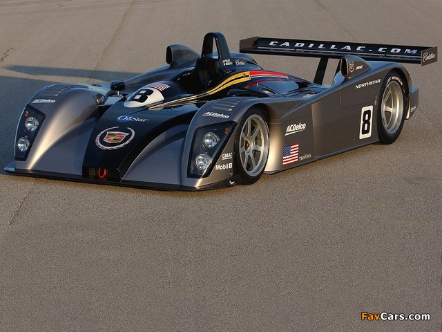 Cadillac LMP-02 2002 photos (640 x 480)