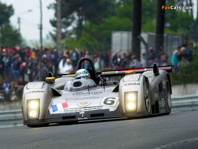 Images of Cadillac LMP-01 2001 (640 x 480)