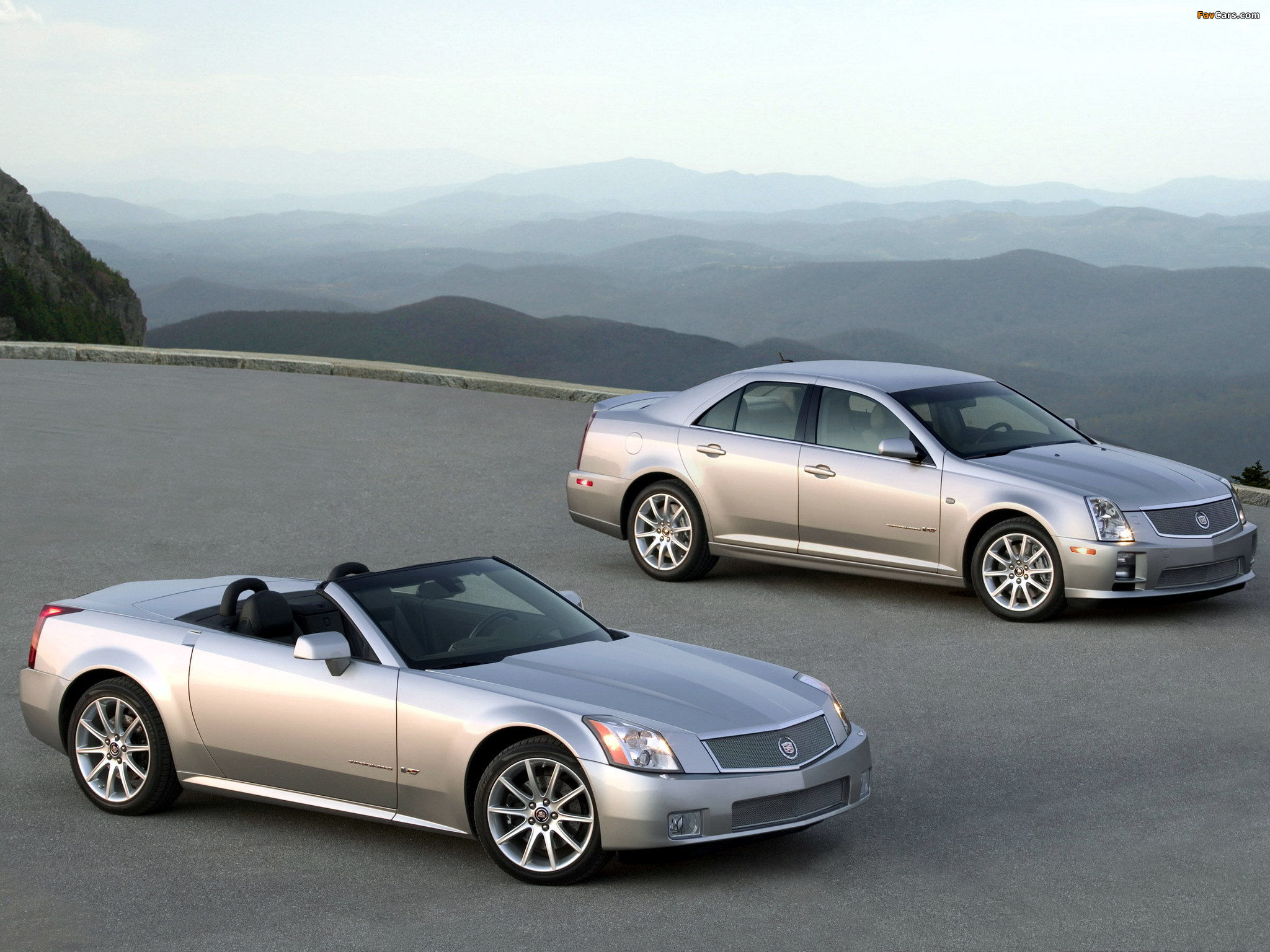 Cadillac XLR-V & STS-V 2006 pictures (2048 x 1536)