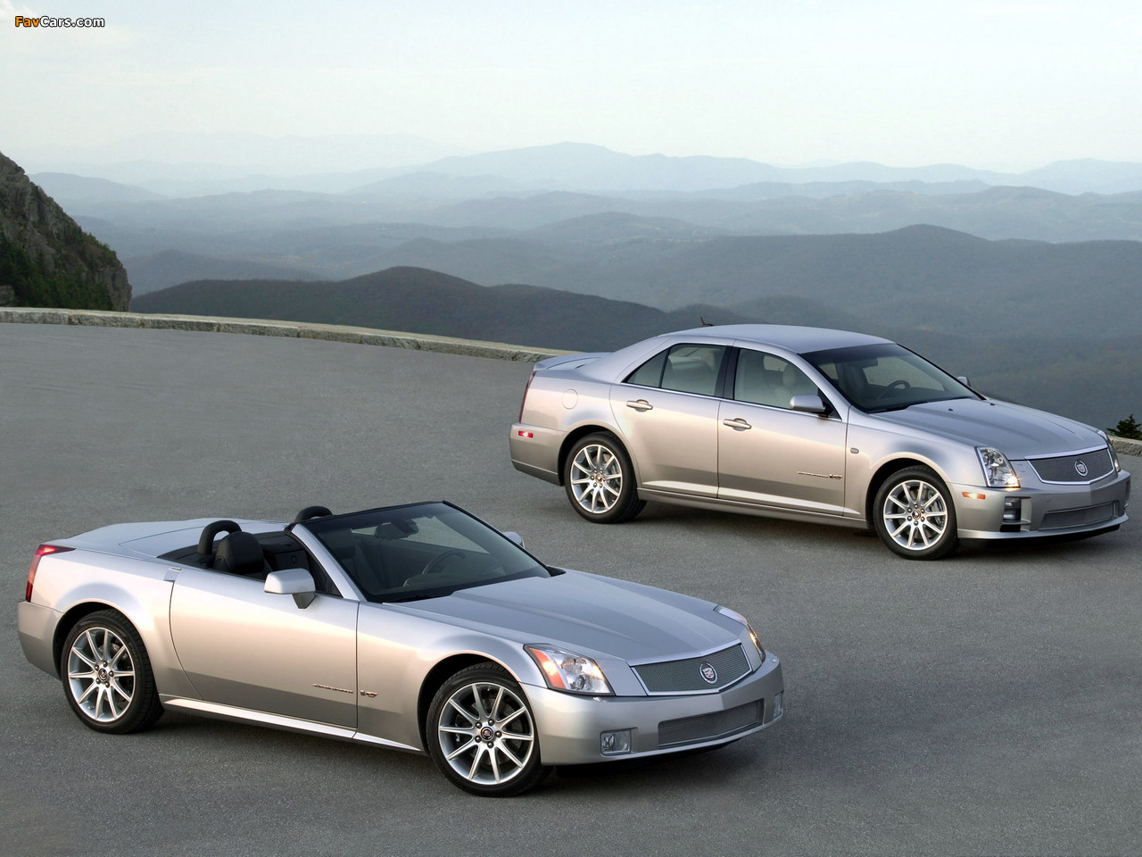 Cadillac XLR-V & STS-V 2006 pictures (1280 x 960)