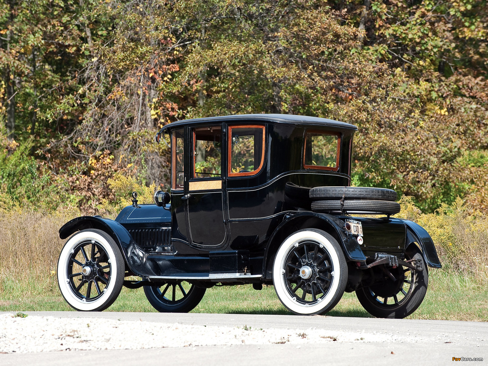 Pictures of Cadillac Model 30 Coupe 1913 (1600 x 1200)