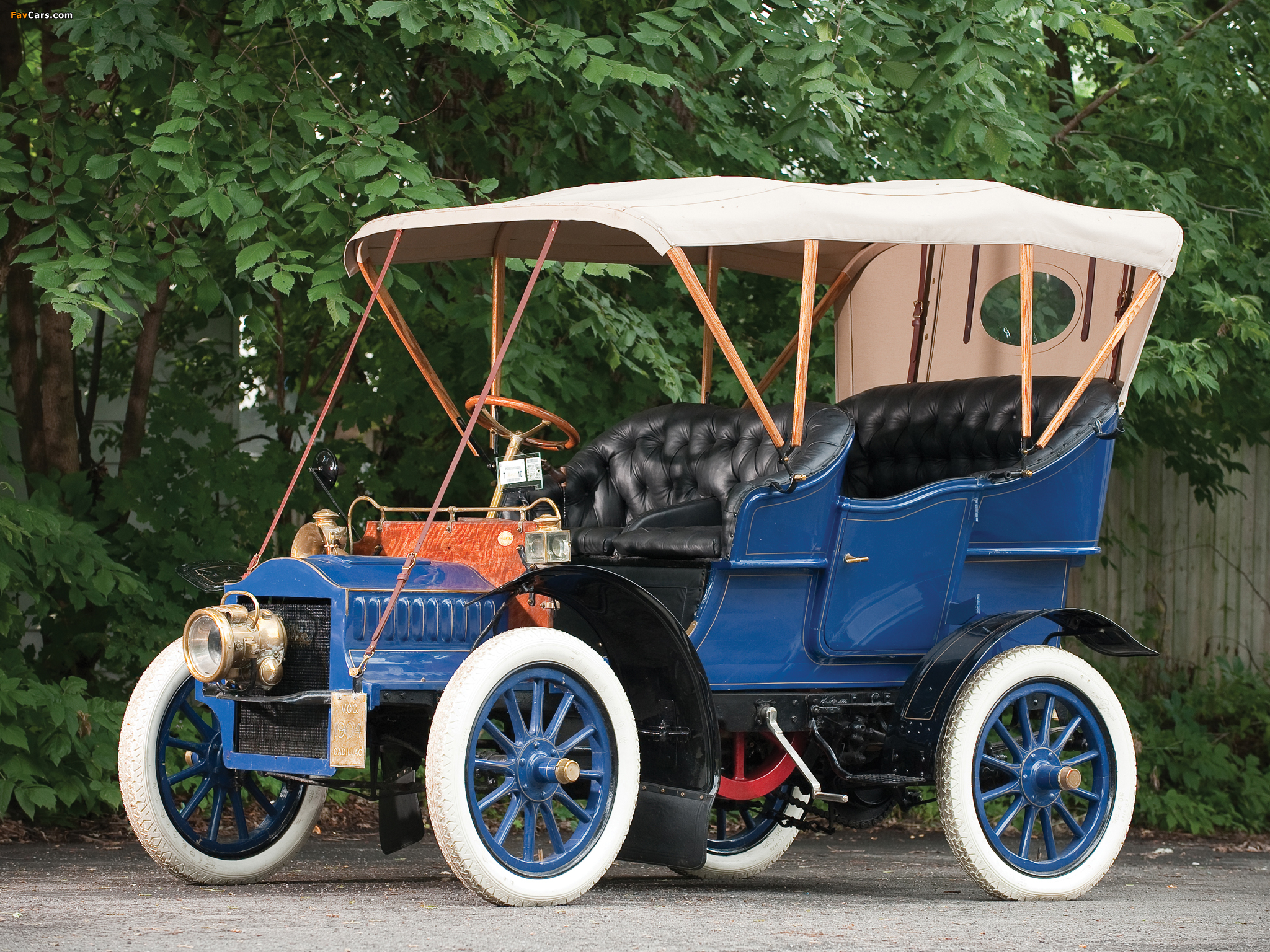 Images of Cadillac Model F Touring 1904 (2048 x 1536)