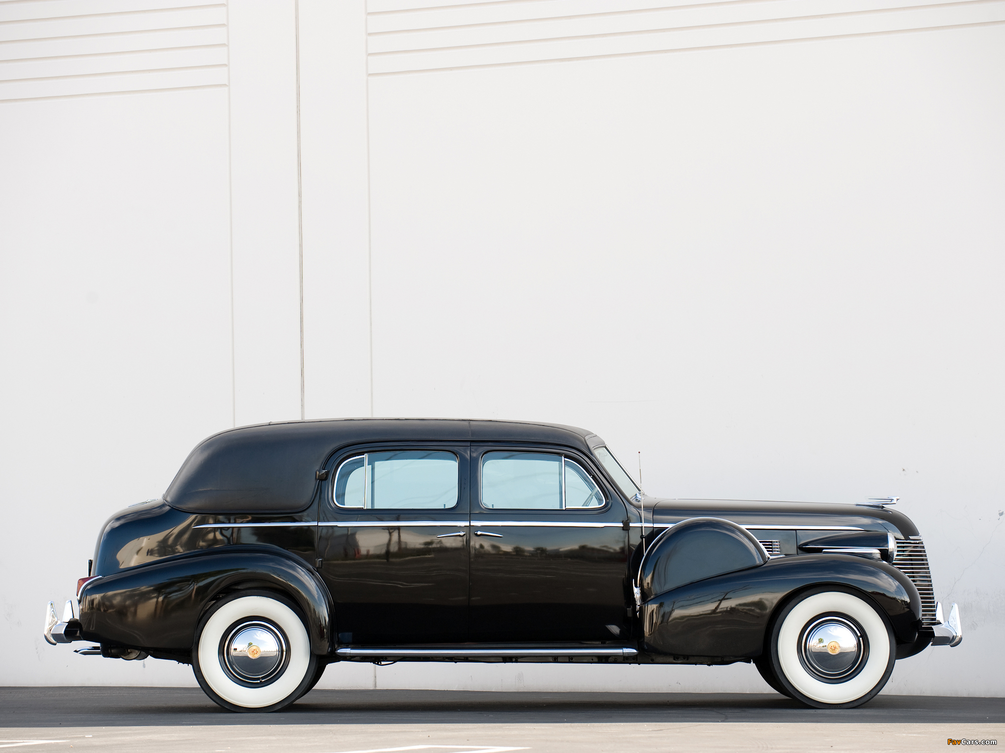Cadillac Seventy-Five Formal Sedan 1938–41 photos (2048 x 1536)