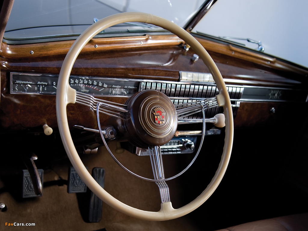 Cadillac Seventy-Five Formal Sedan 1938–41 pictures (1024 x 768)