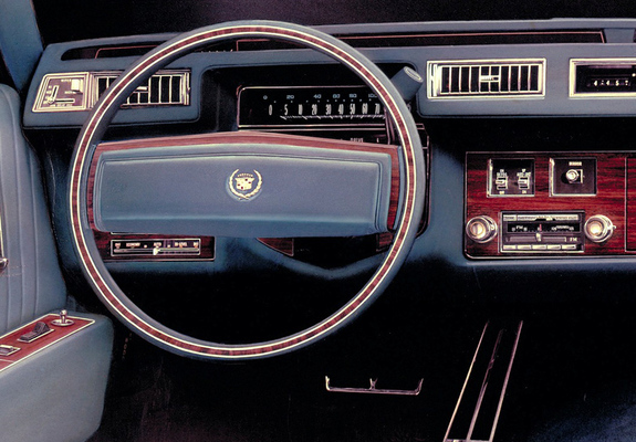 Images of Cadillac Seville Elegante 1975–79