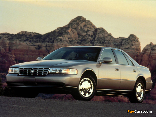 Images of Cadillac Seville SLS 1998–2004 (640 x 480)