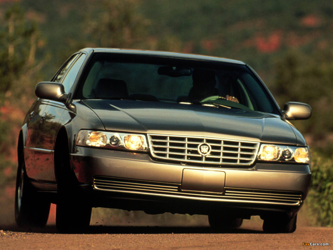 Images of Cadillac Seville SLS 1998–2004 (1280 x 960)