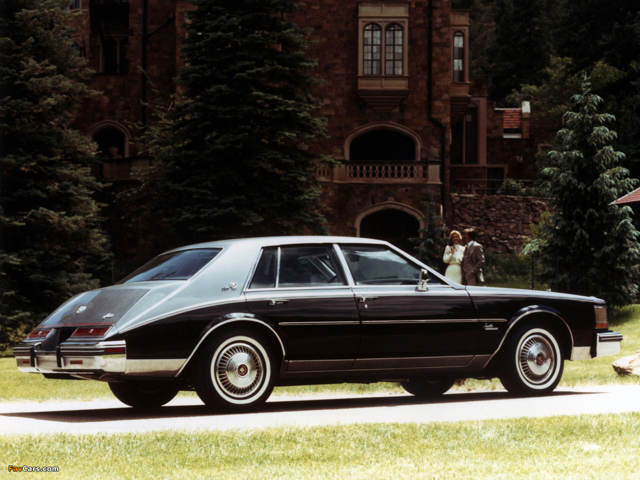 Photos of Cadillac Seville Elegante 1980–85 (1280 x 960)