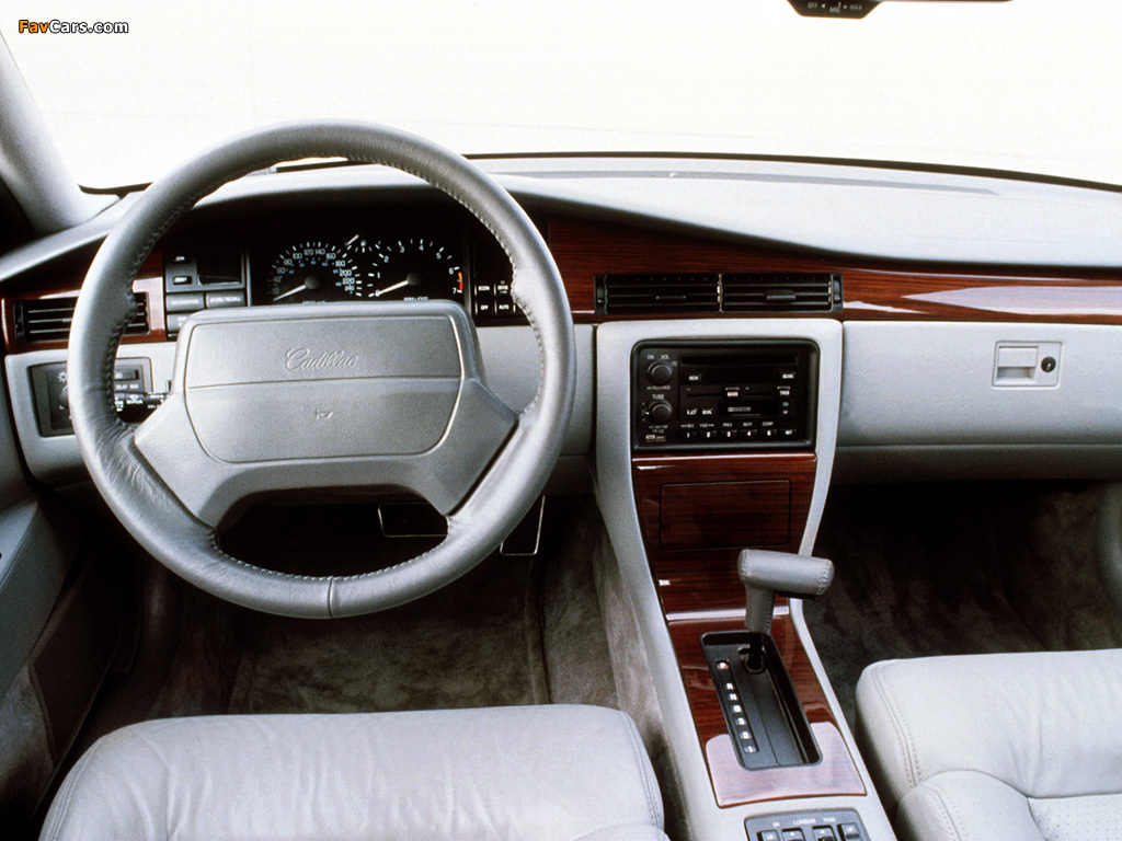 Photos of Cadillac Seville STS 1992–97 (1024 x 768)