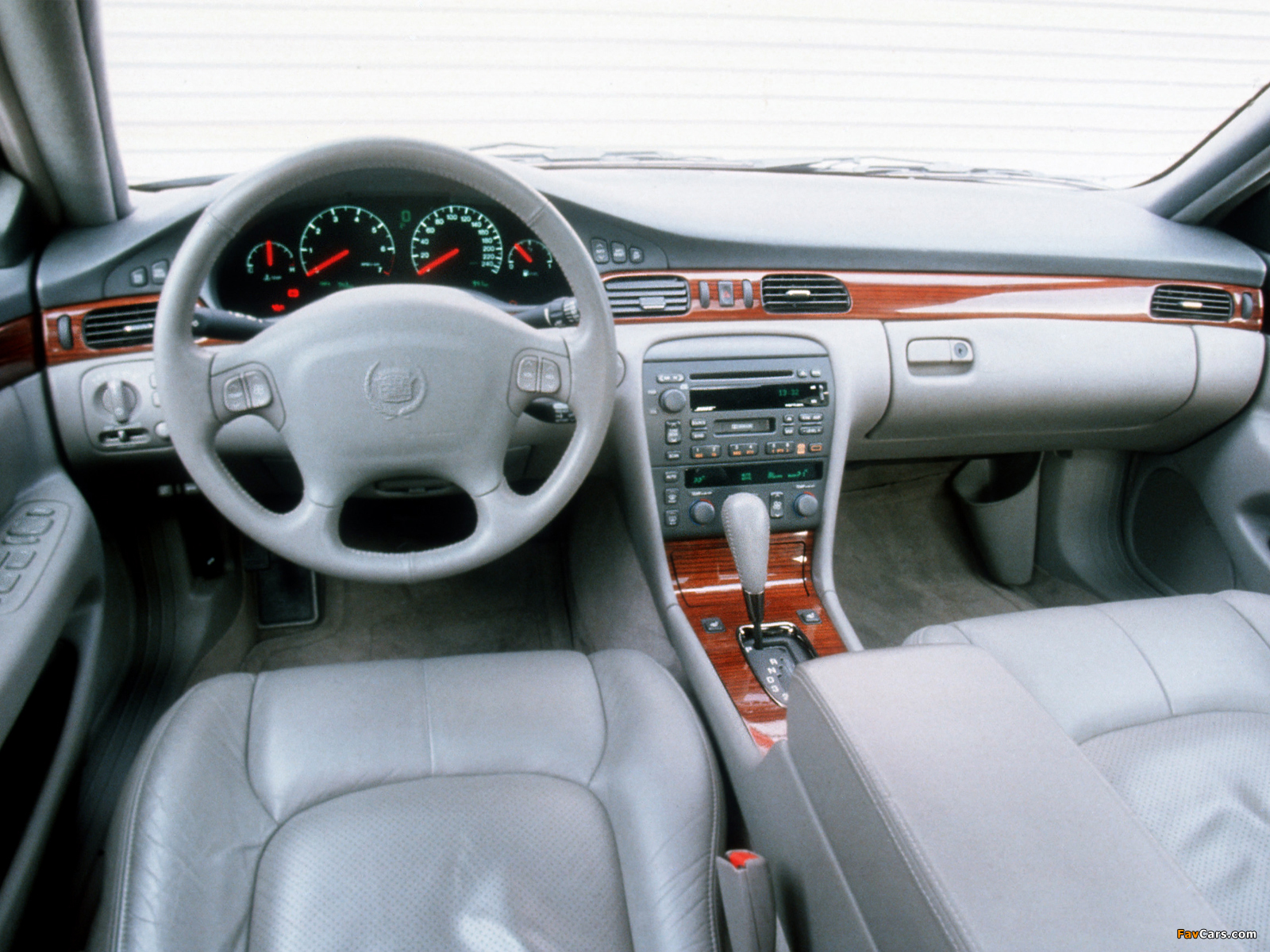 Photos of Cadillac Seville SLS 1998–2004 (1600 x 1200)