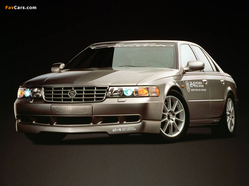 Pictures of Cadillac Seville STS Pace Car 2000 (800 x 600)