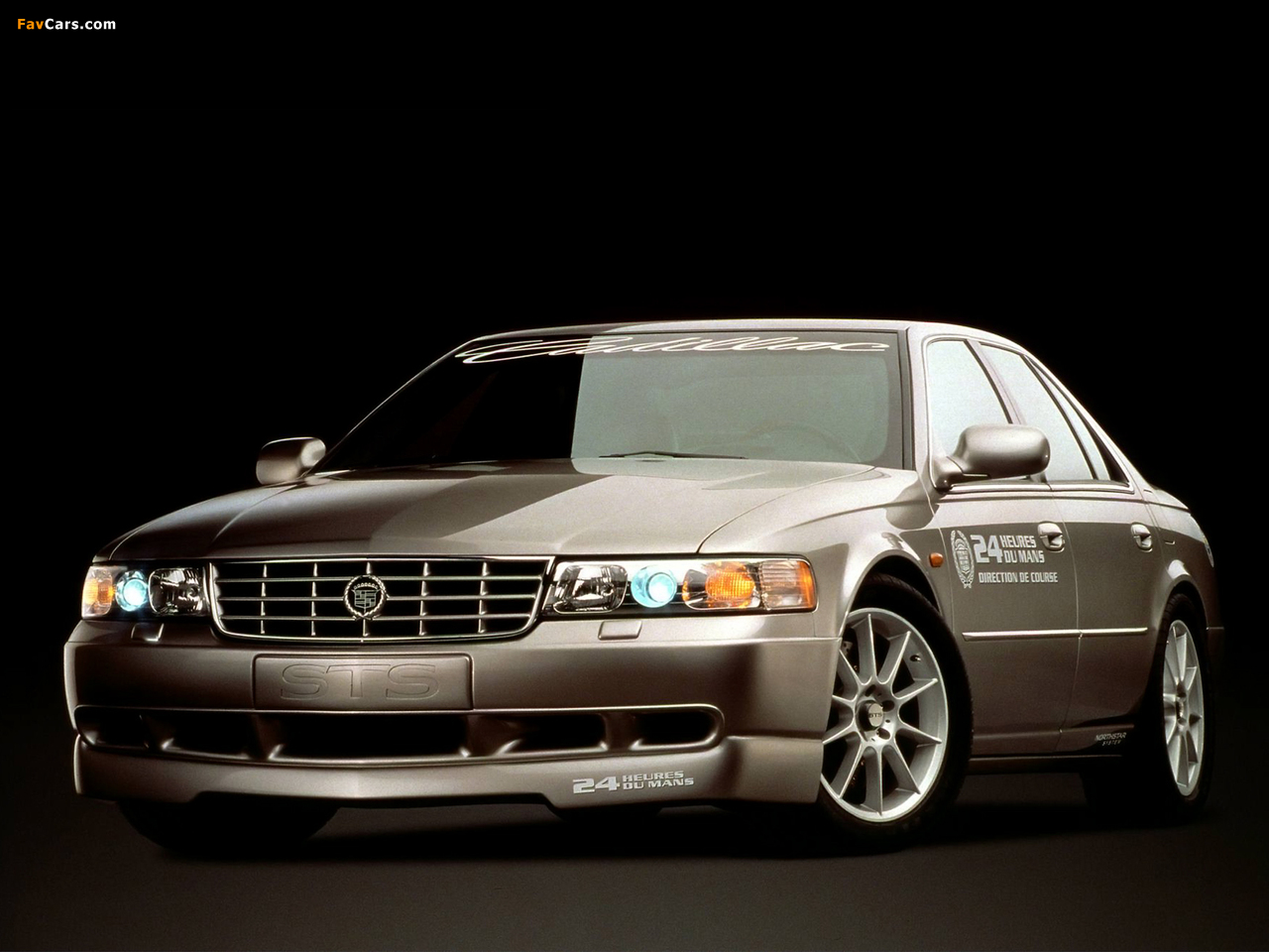 Cadillac Seville STS Pace Car 2000 wallpapers (1280 x 960)