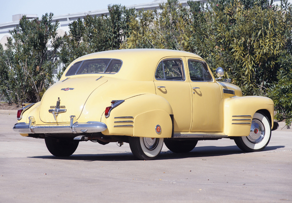 Cadillac Sixty-One Touring Sedan DeLuxe (6109D) 1941 images