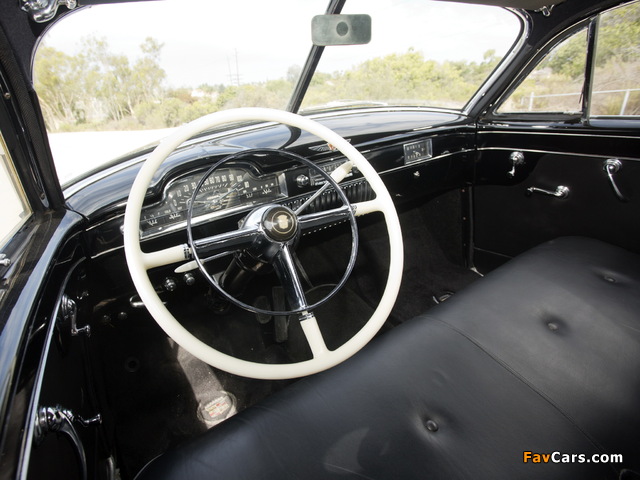 Cadillac Sixty-One Club Coupe Sedanette (6107) 1949 pictures (640 x 480)