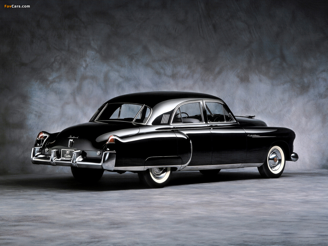 Photos of Cadillac Fleetwood Sixty Special 1948 (1280 x 960)