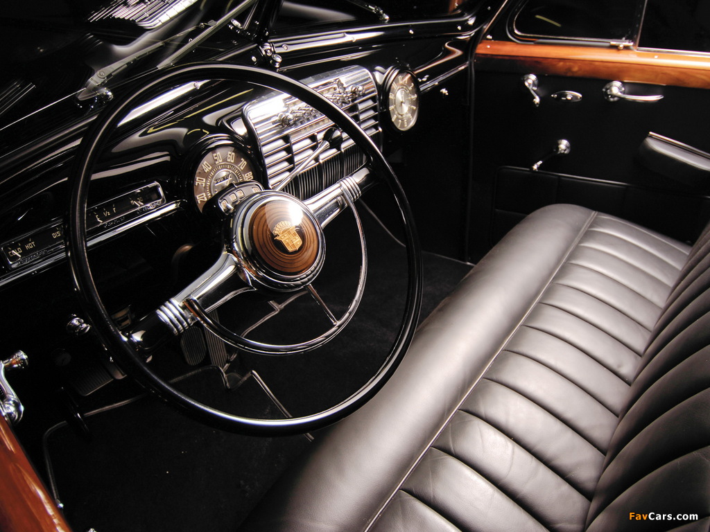 Pictures of Cadillac Sixty Special Town Car by Derham 1941 (1024 x 768)