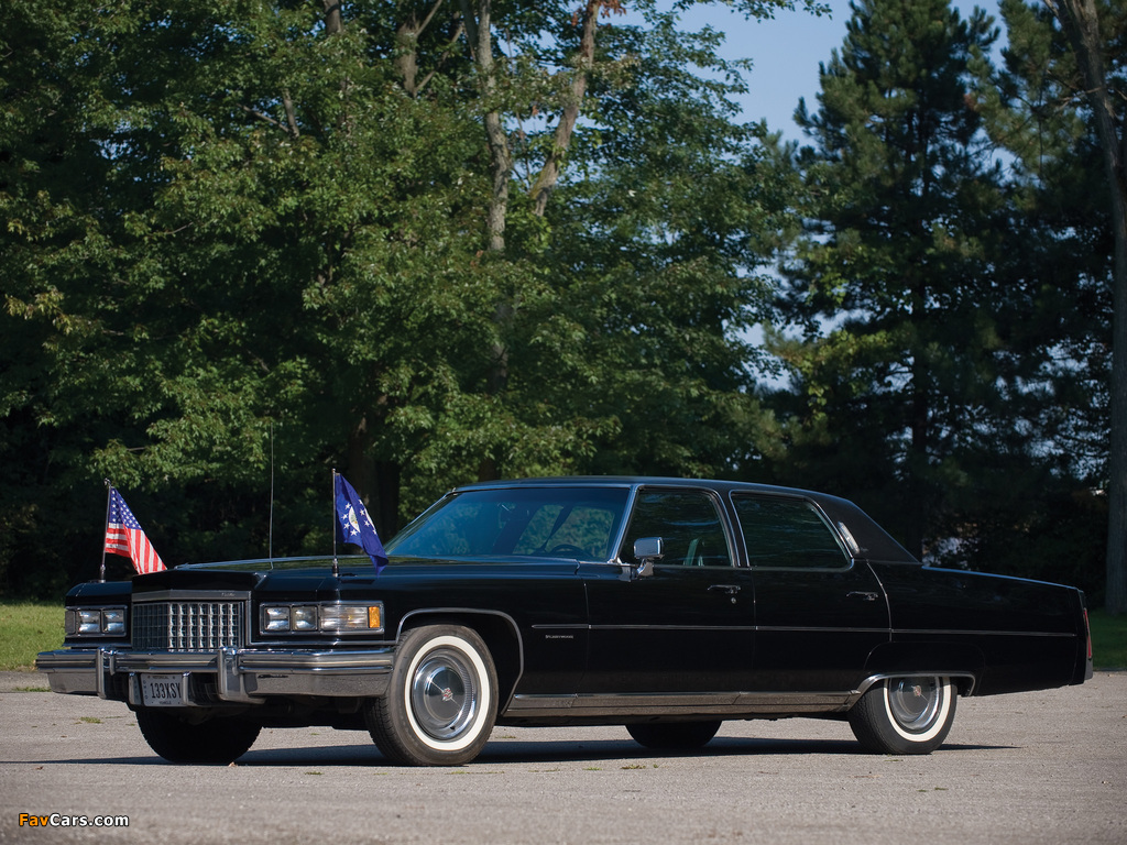 Pictures of Cadillac Fleetwood Sixty Special Brougham 1976 (1024 x 768)