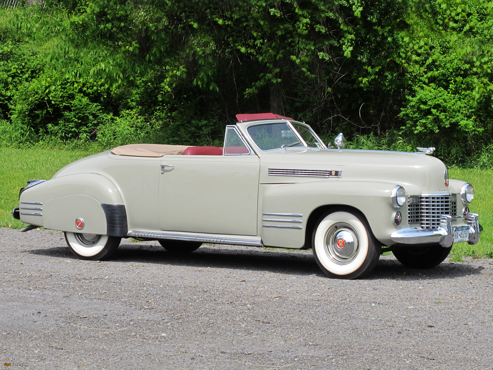 Cadillac Sixty-Two Convertible Coupe by Fleetwood 1941 pictures (2048 x 1536)