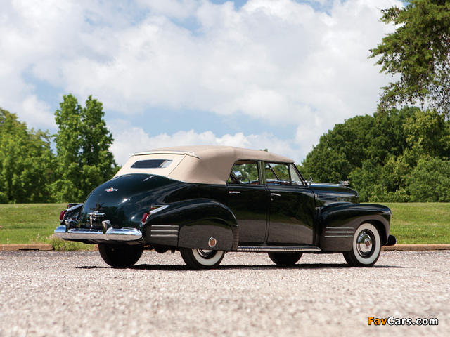 Cadillac Sixty-Two Convertible Sedan 1941 pictures (640 x 480)
