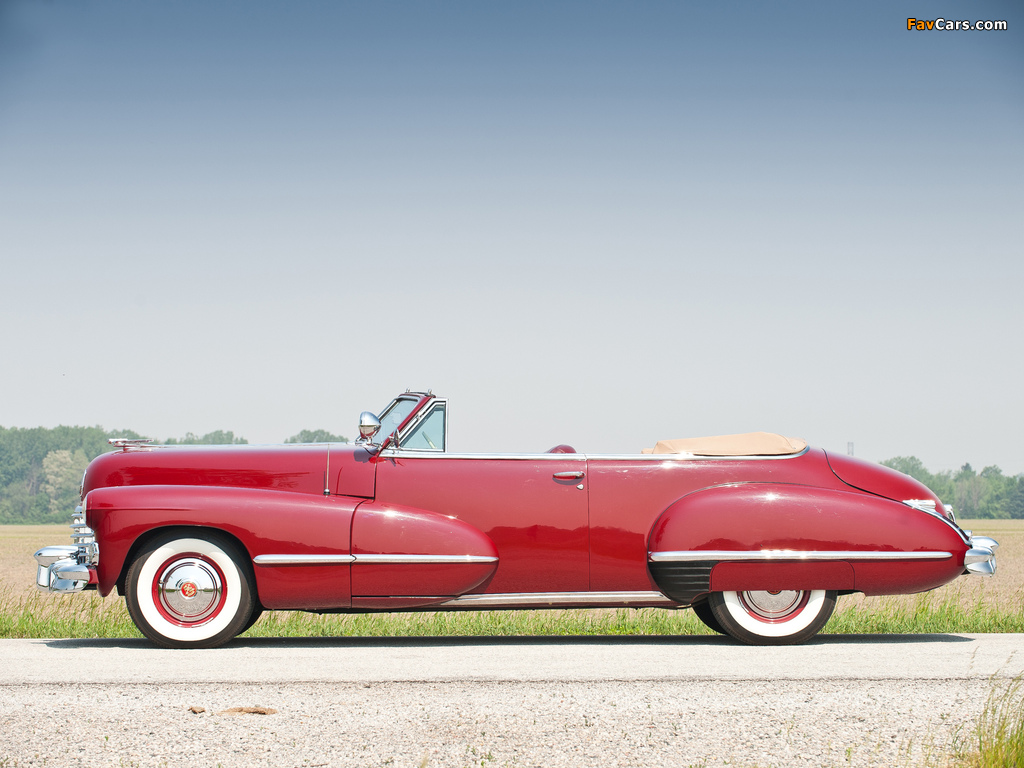 Cadillac Sixty-Two Convertible 1942 images (1024 x 768)