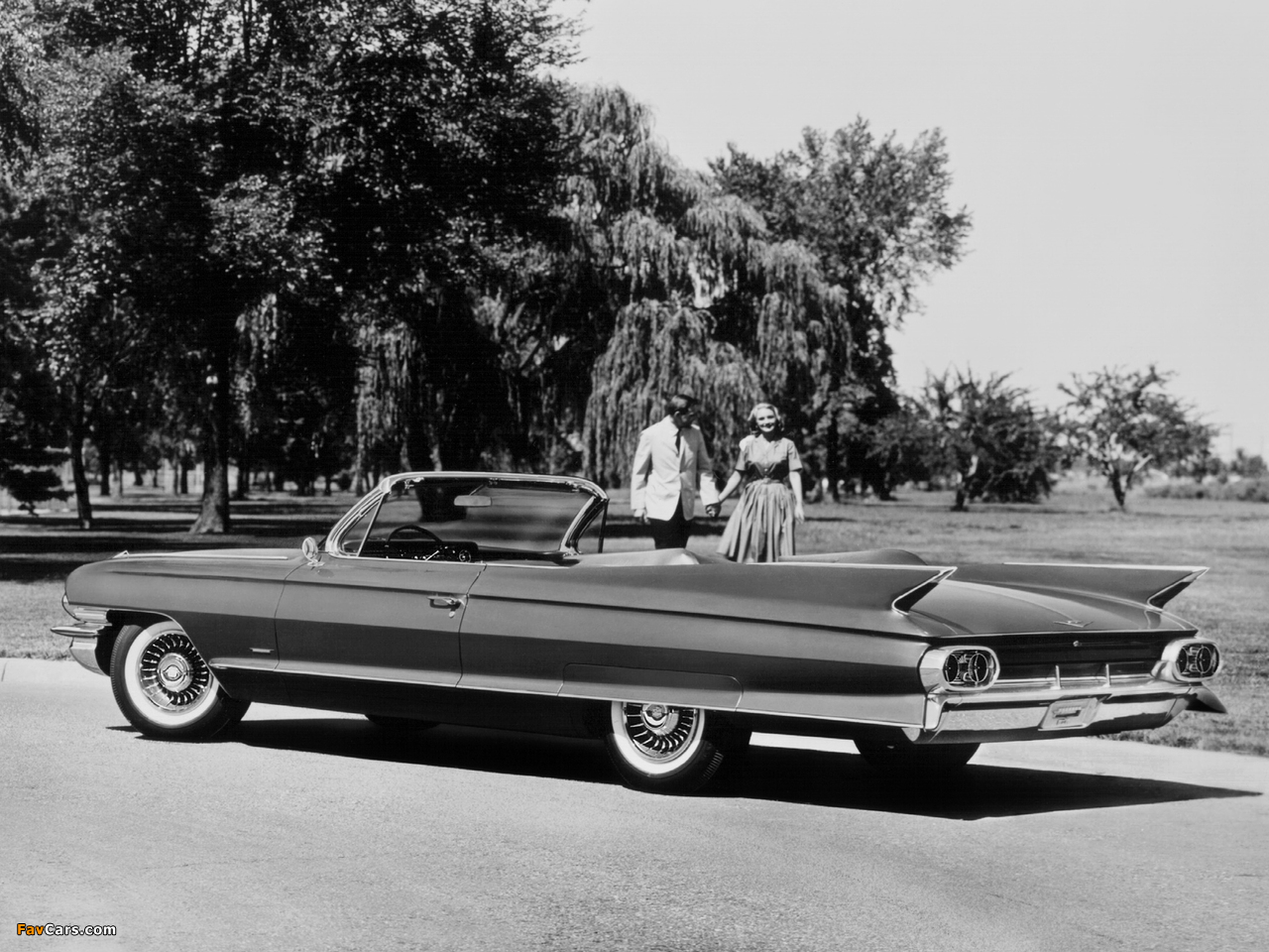 Cadillac Sixty-Two Convertible (6267F) 1961 wallpapers (1280 x 960)