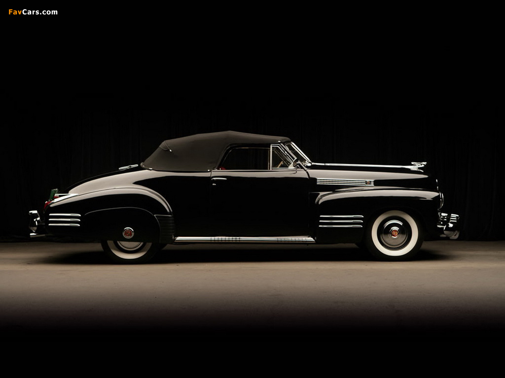 Cadillac Sixty-Two Convertible Coupe by Fleetwood 1941 photos (1024 x 768)