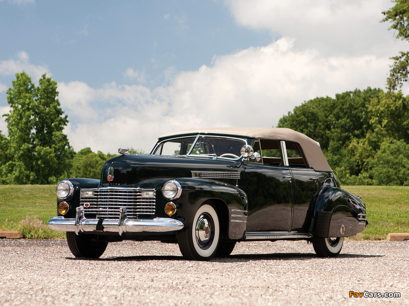 Images of Cadillac Sixty-Two Convertible Sedan 1941 (800 x 600)