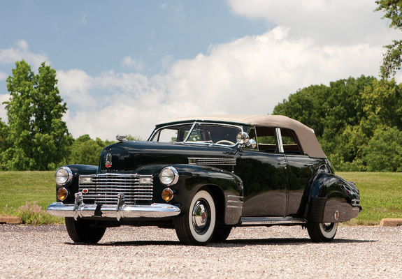 Images of Cadillac Sixty-Two Convertible Sedan 1941