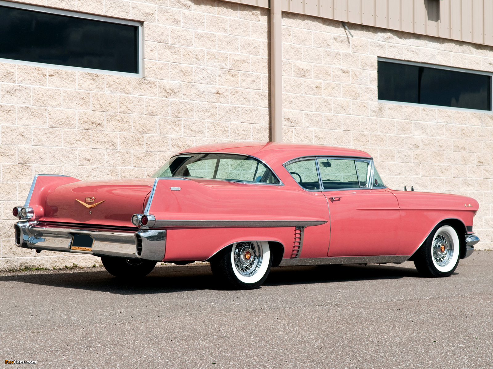 Images of Cadillac Sixty-Two 2-door Hardtop 1957 (1600 x 1200)