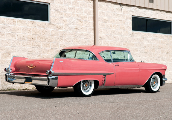 Images of Cadillac Sixty-Two 2-door Hardtop 1957