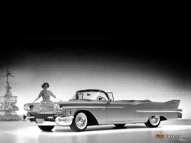 Photos of Cadillac Sixty-Two Convertible (6267X) 1958 (640 x 480)