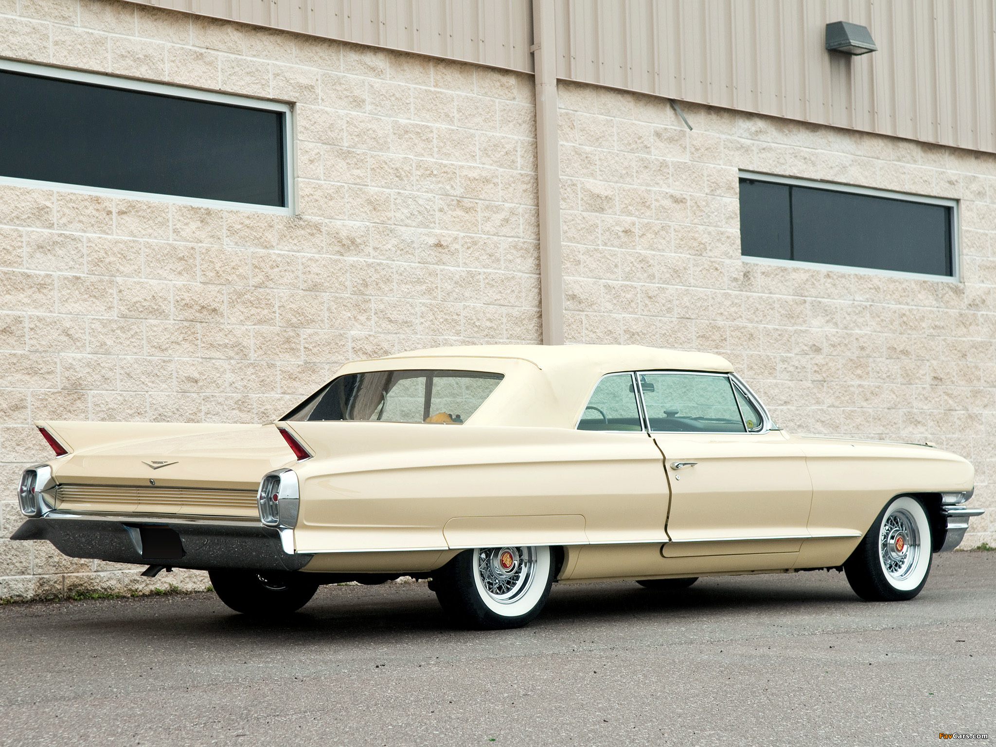 Photos of Cadillac Sixty-Two Convertible (6267) 1962 (2048 x 1536)