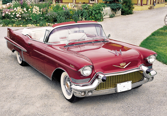 Photos of Cadillac Sixty-Two Convertible 1957