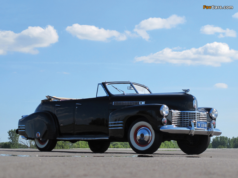 Pictures of Cadillac Sixty-Two Convertible Sedan 1941 (800 x 600)