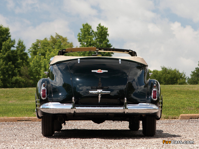 Pictures of Cadillac Sixty-Two Convertible Sedan 1941 (640 x 480)