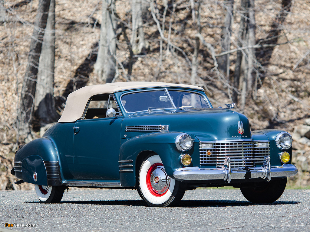 Pictures of Cadillac Sixty-Two Convertible Coupe by Fleetwood 1941 (1024 x 768)