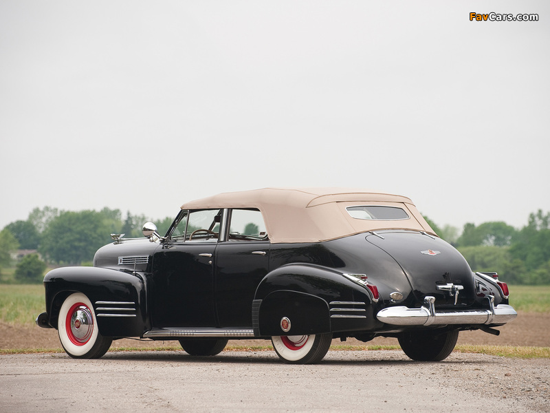 Pictures of Cadillac Sixty-Two Convertible Sedan 1941 (800 x 600)