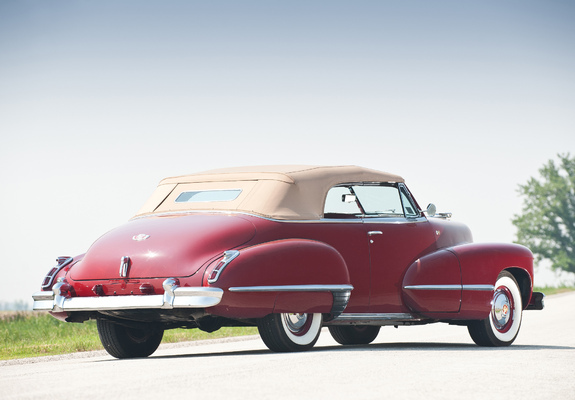 Pictures of Cadillac Sixty-Two Convertible 1942