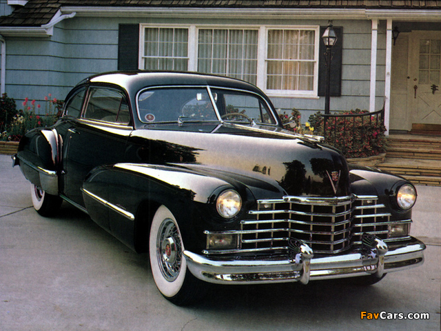Pictures of Cadillac Sixty-Two Club Coupe 1946 (640 x 480)