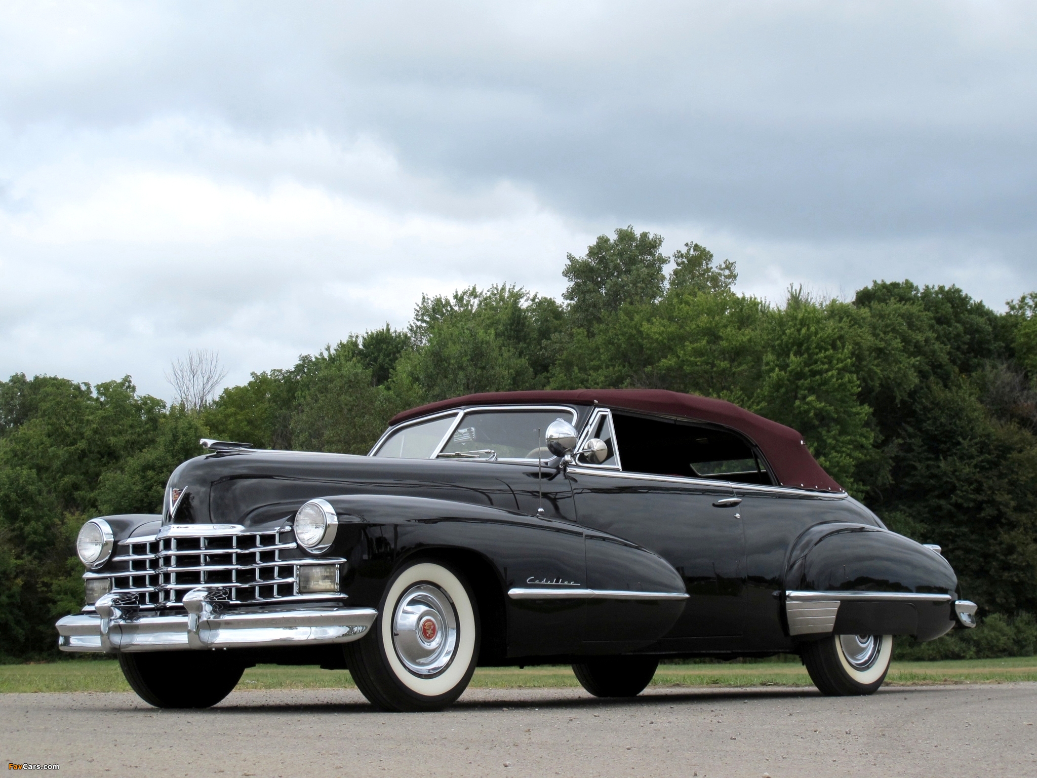 Cadillac Sixty-Two Convertible 1947 wallpapers (2048 x 1536)