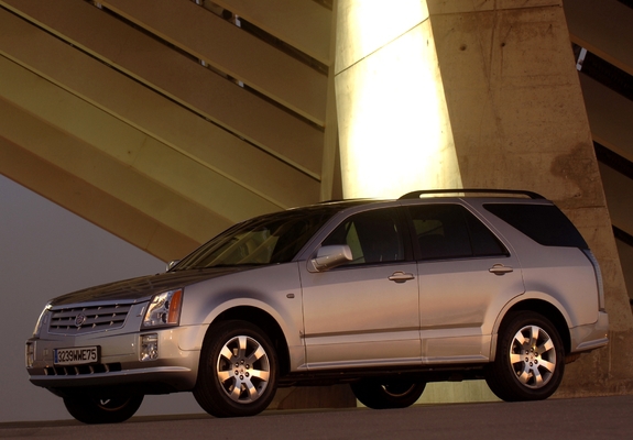 Cadillac SRX 2004–09 images