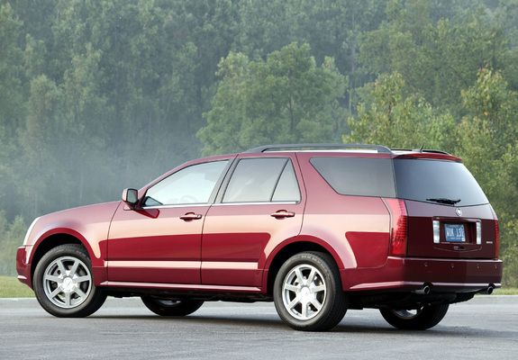 Cadillac SRX 2004–09 pictures