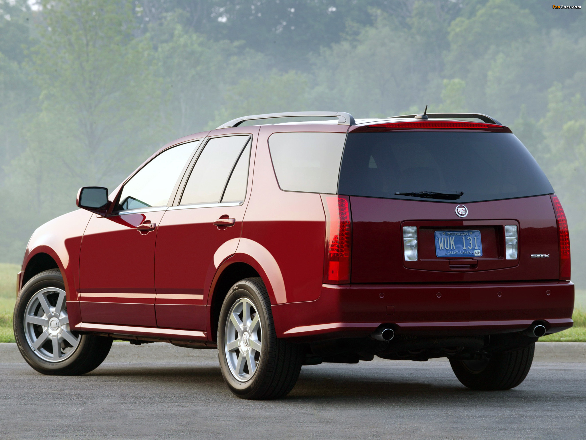 Photos of Cadillac SRX 2004–09 (2048 x 1536)