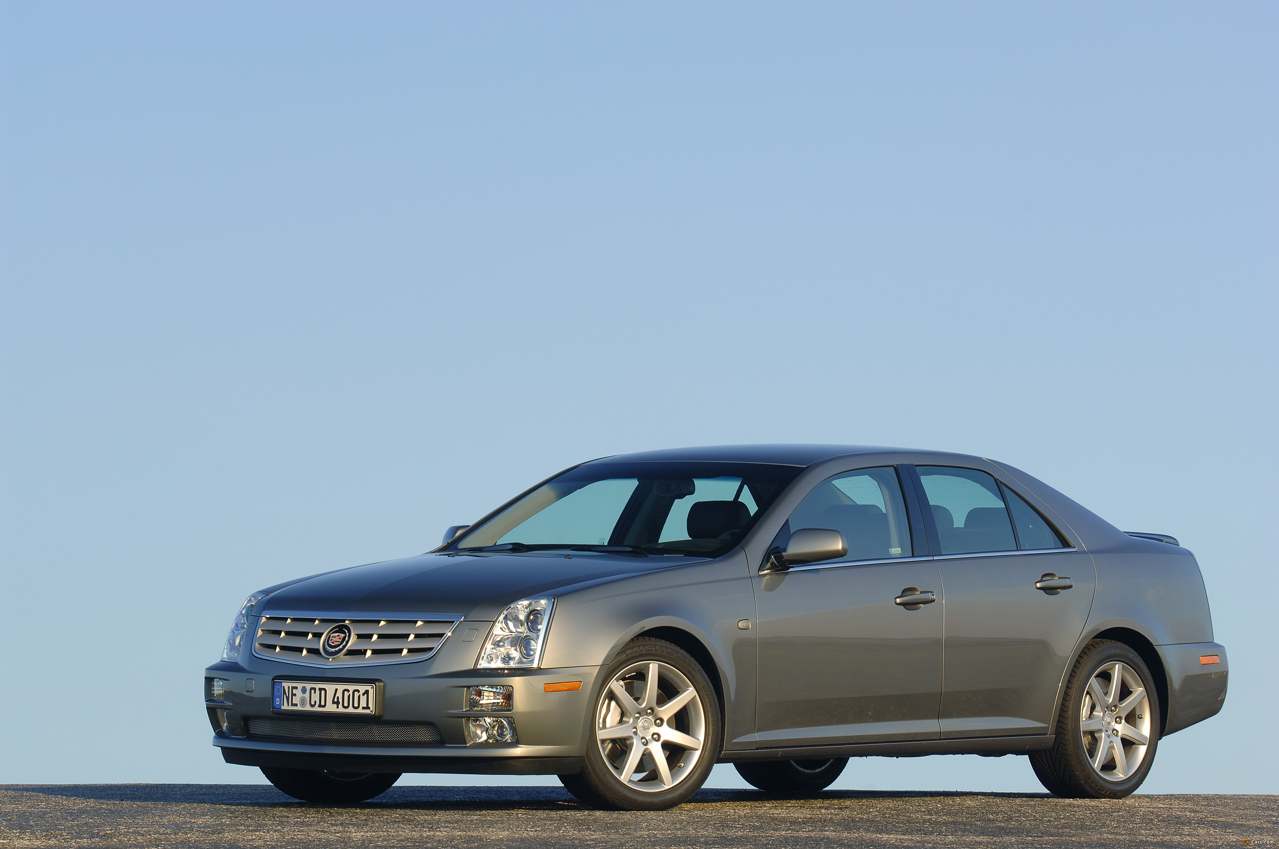 Cadillac STS 2004–07 wallpapers (4096 x 2720)