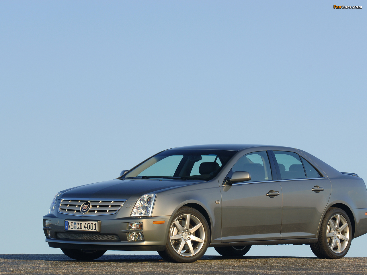 Cadillac STS 2004–07 wallpapers (1280 x 960)